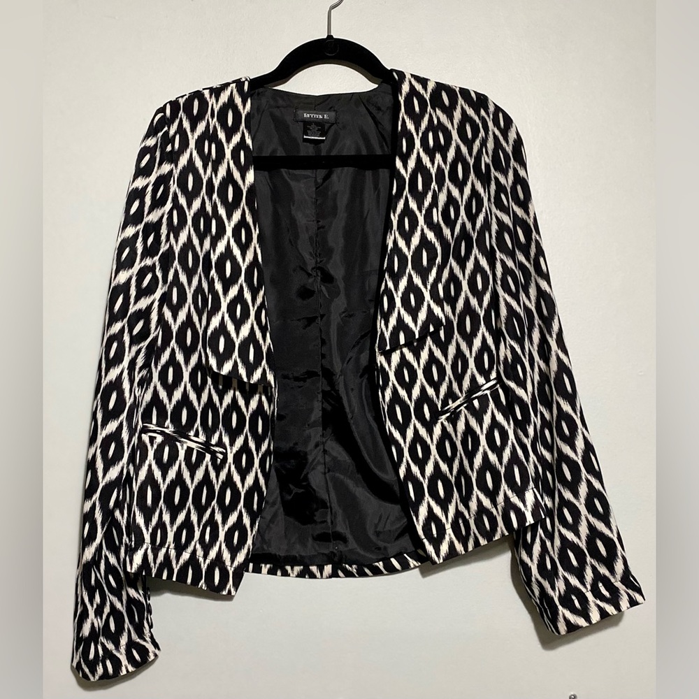 Cropped blazer
